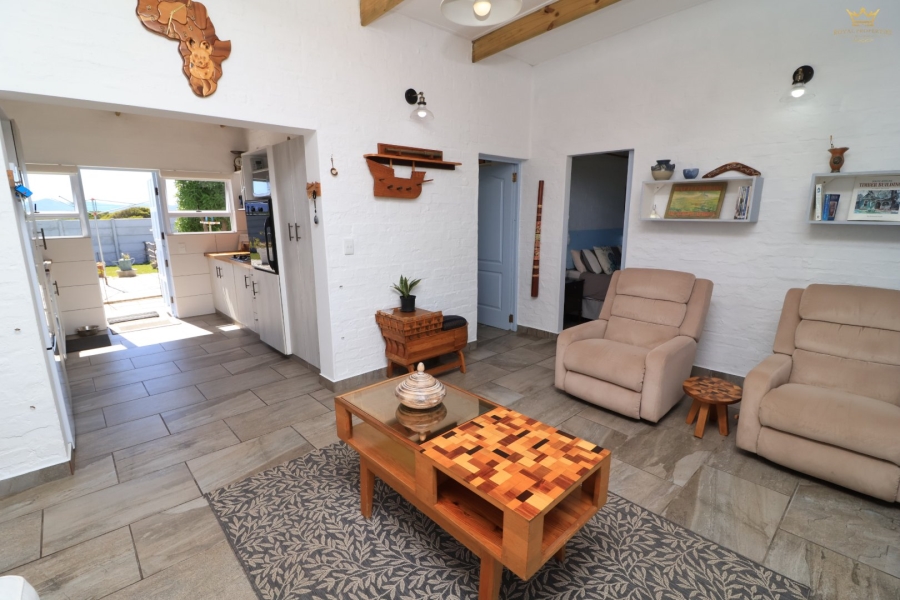 2 Bedroom Property for Sale in Pearly Beach Western Cape